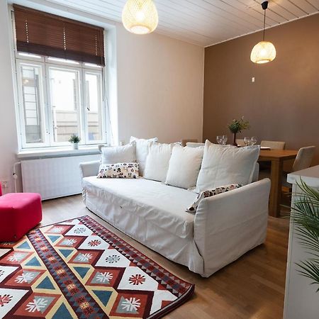 2Ndhomes Central 1Br Apartment With Great Location By Kaisaniemi Park Helsinki Exterior foto